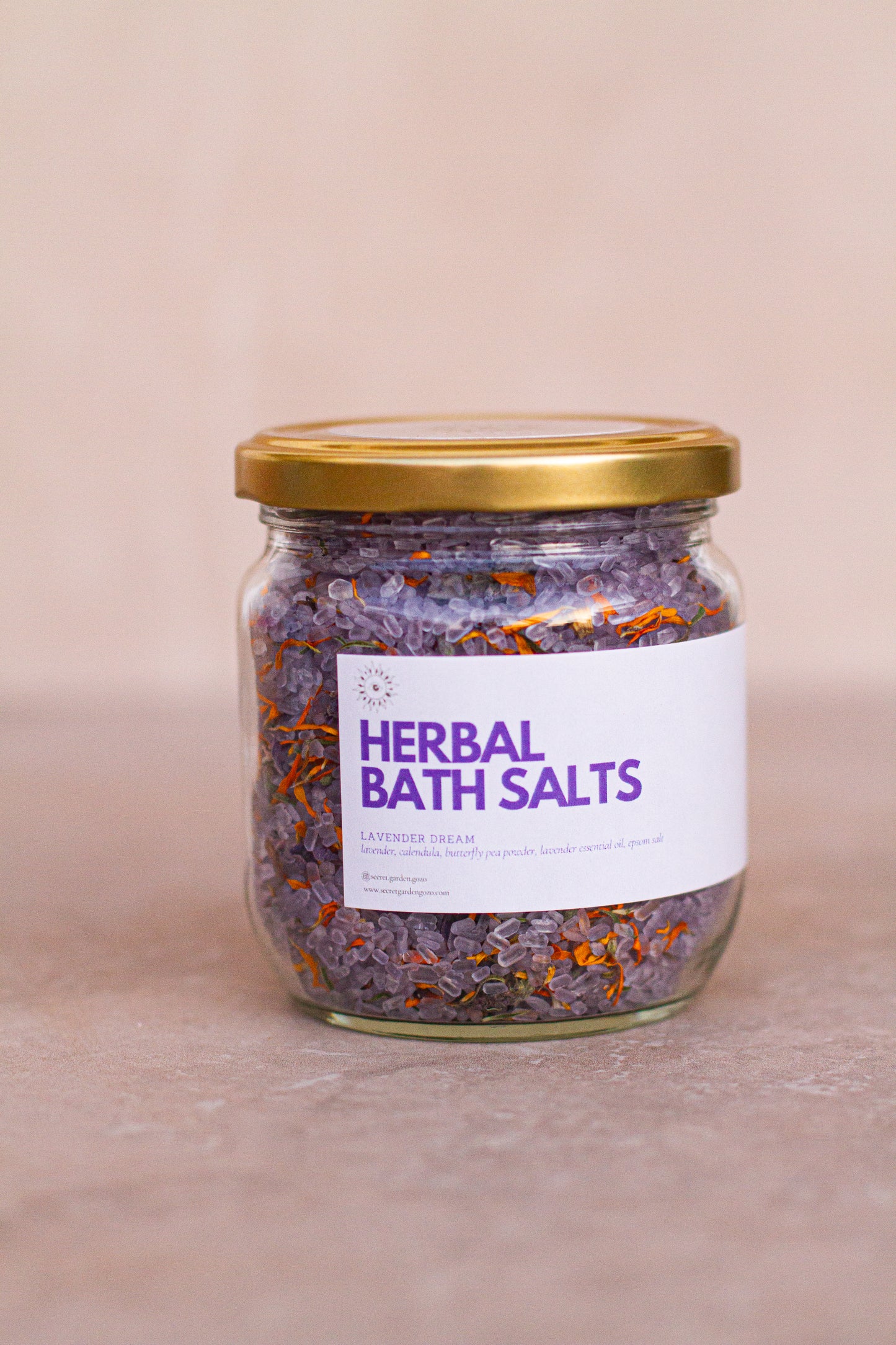 Floral bath salts